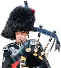 Bagpiper for Hire in Edinburgh and Central Scotland