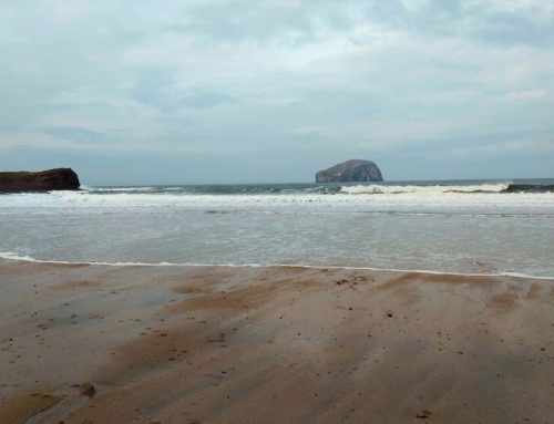 Scottish elopement location – Seacliff Beach